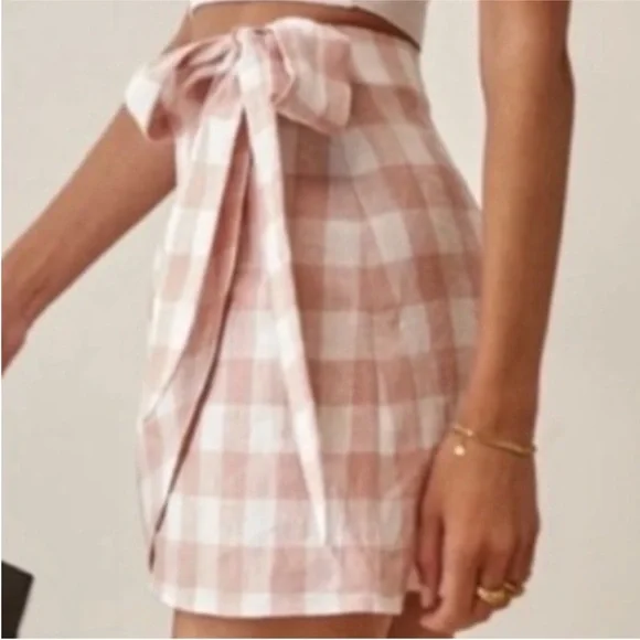 NWOT Reformation Sax Side Tie Wrap Checkered Allover Pattern Linen Miniskirt SM - Picture 3 of 5